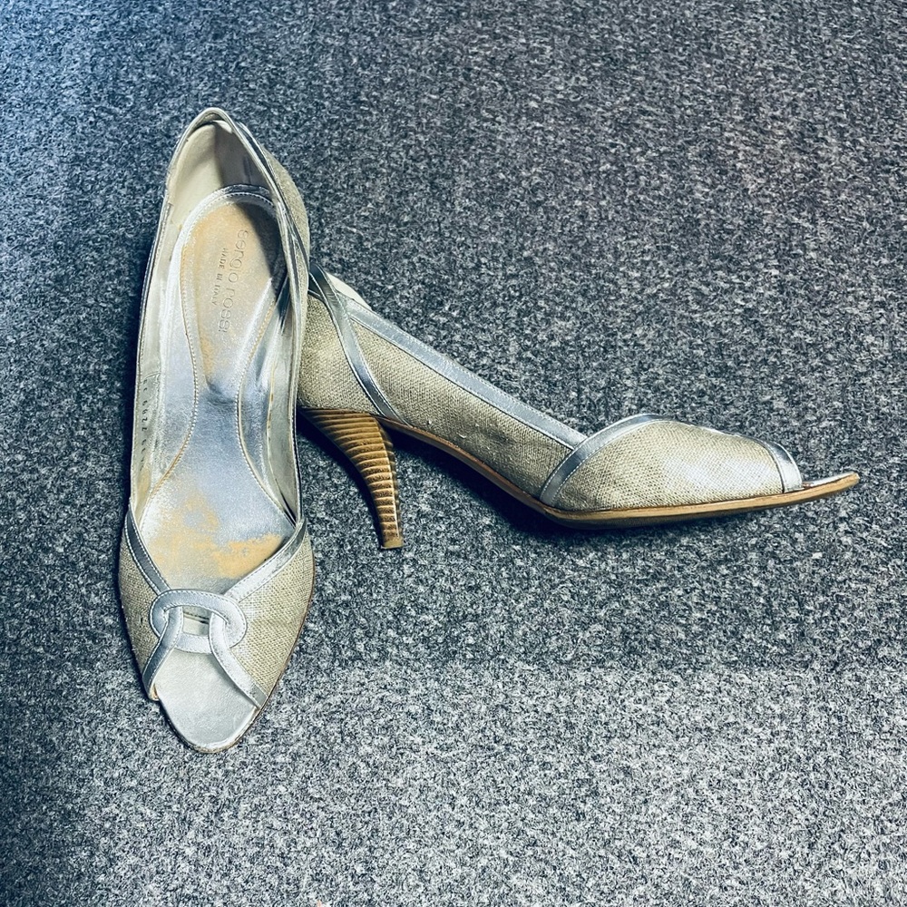 Sergio Rossi Silver Heels Classic Stiletto Design